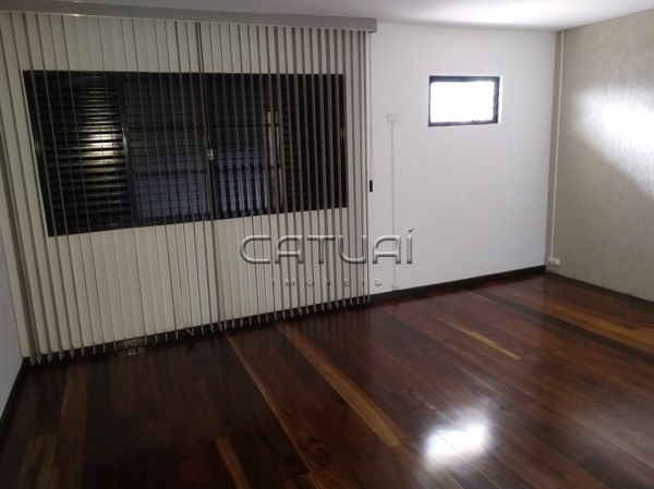 Casa à venda ou para alugar - Bairro Centro em Londrina Casa à venda ou para alugar - Bairro Centro em Londrina