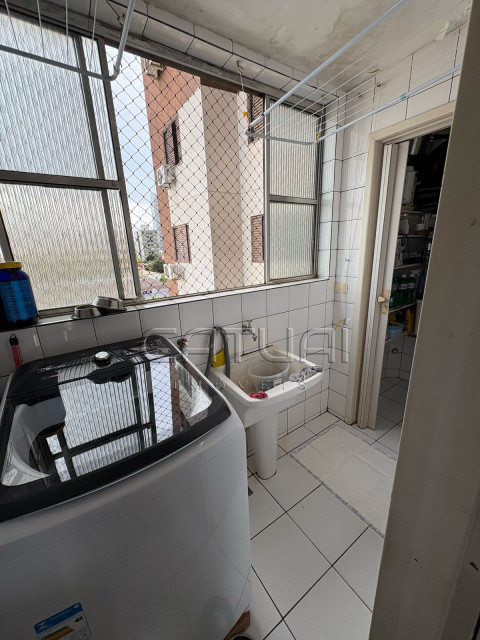 Apartamento à venda Edifício Caviuna - Centro, Londrina Apartamento à venda Edifício Caviuna - Centro, Londrina