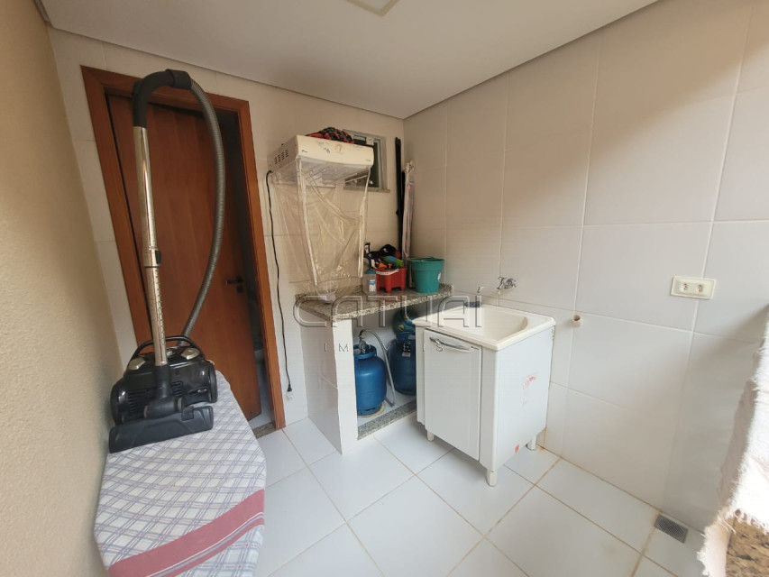 Casa à venda - Bairro Califórnia, Londrina Casa à venda - Bairro Califórnia, Londrina