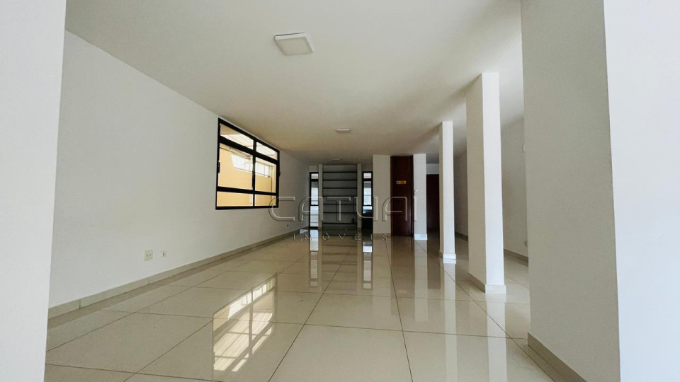 Casa à venda ou para alugar - Bairro Quebec em Londrina Casa à venda ou para alugar - Bairro Quebec em Londrina