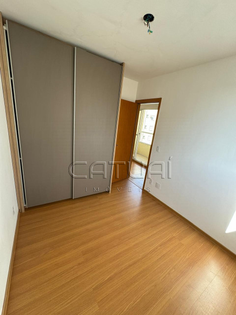 Apartamento À Venda La Sicilia Londrina