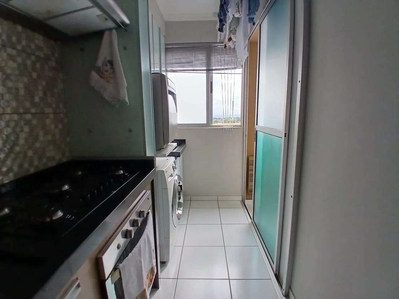 Apartamento  Mobiliado Para Alugar Torres Do Horizonte Londrina