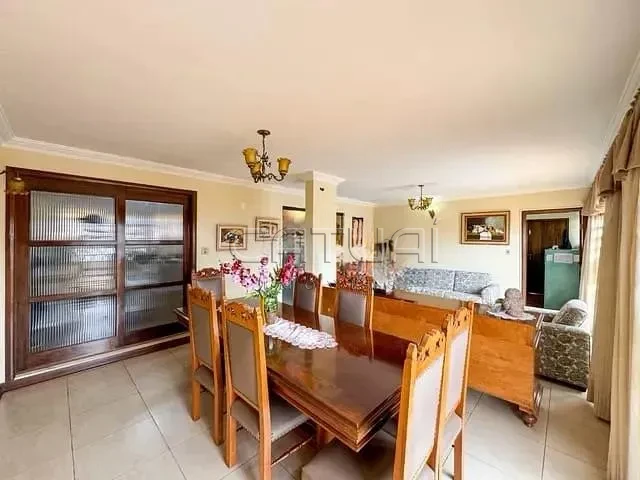 Imagens do imóveis Casa À Venda Quebec Londrina
