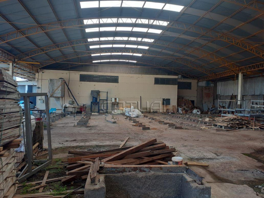 Barracao Comercial Á Venda E para alugar - Conjunto Águias Arapongas Barracao Comercial Á Venda E para alugar - Conjunto Águias Arapongas