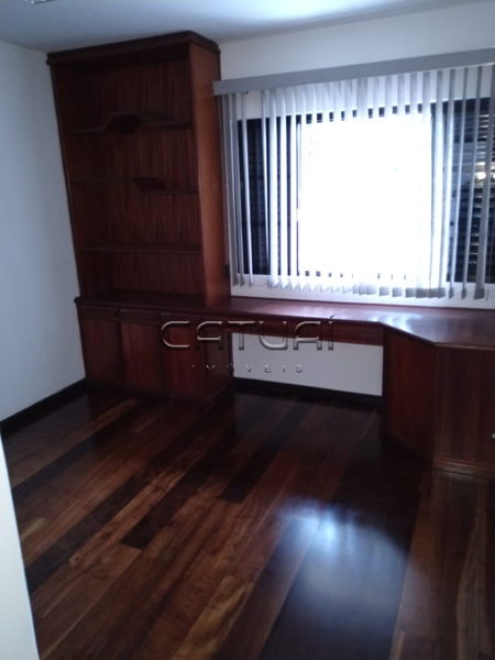 Casa à venda ou para alugar - Bairro Centro em Londrina Casa à venda ou para alugar - Bairro Centro em Londrina