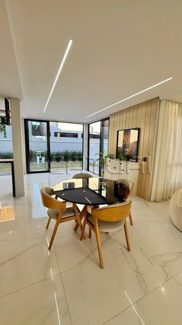 Imagens do imóveis Casa Em Condomínio À Venda Parque Tauá Londrina