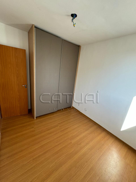 Apartamento À Venda La Sicilia Londrina