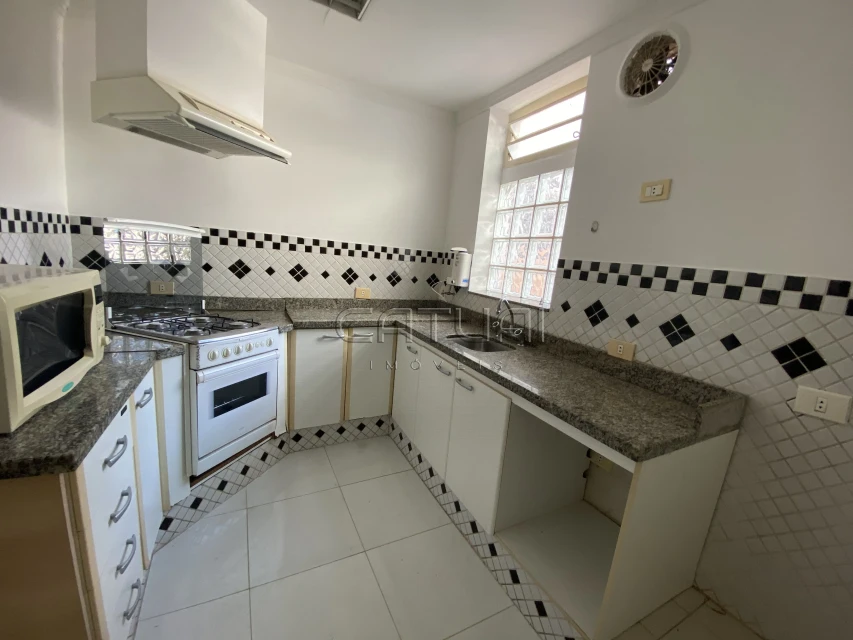 Imagens do imóveis Comercial Para Alugar Av JK Fundos