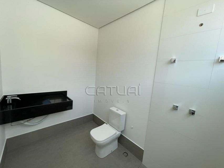 Casa Sobrado à venda - Bairro Universitário, Londrina Casa Sobrado à venda - Bairro Universitário, Londrina