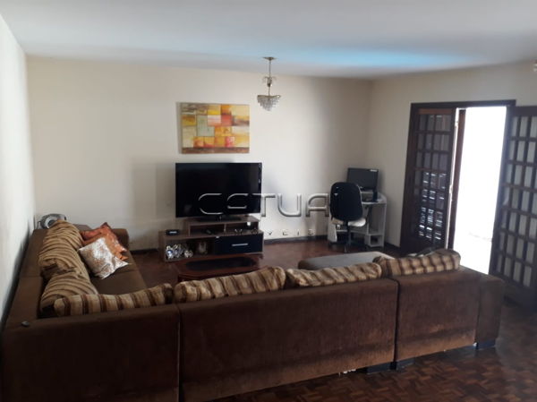 Casa à venda - Bairro Jardim Santo Antônio em Londrina Casa à venda - Bairro Jardim Santo Antônio em Londrina