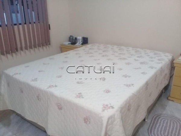 Casa à venda - Bairro Jardim Universitário em Londrina Casa à venda - Bairro Jardim Universitário em Londrina