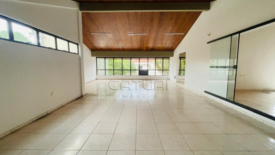 Casa à venda ou para alugar - Bairro Quebec em Londrina Casa à venda ou para alugar - Bairro Quebec em Londrina