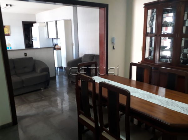 Casa à venda - Bairro Jardim Santo Antônio em Londrina Casa à venda - Bairro Jardim Santo Antônio em Londrina