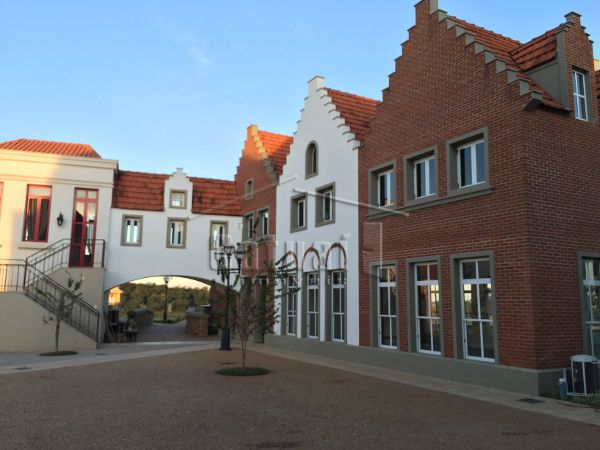 Terreno em condomínio à venda - Condomínio The Euro Royal - Residence e Resort, Londrina Terreno em condomínio à venda - Condomínio The Euro Royal - Residence e Resort, Londrina