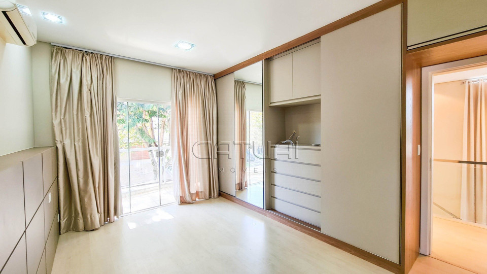 Casa em condomínio à venda - Condomínio Royal Forest - Gleba Palhano, Londrina Casa em condomínio à venda - Condomínio Royal Forest - Gleba Palhano, Londrina