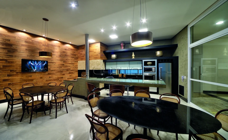 Apartamento à venda - Casa Batllo - Gleba Palhano, Londrina