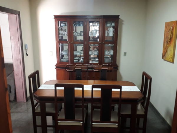 Casa à venda - Bairro Jardim Santo Antônio em Londrina Casa à venda - Bairro Jardim Santo Antônio em Londrina