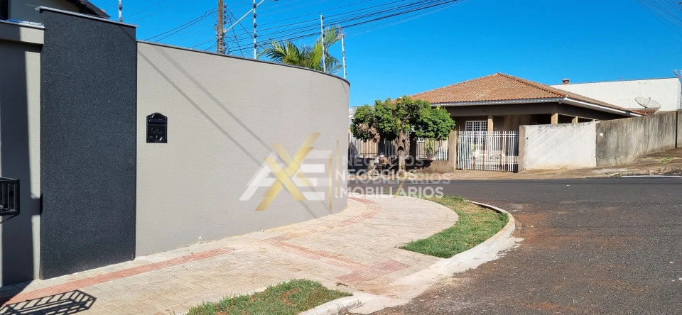 Imagens do imóveis LINDA CASA  ASSOBRADADA JARDIM MORUMBI, COM 3 QUARTOS (SENDO 1 SUÍTE), PISCINA, CHURRASQUEIRA