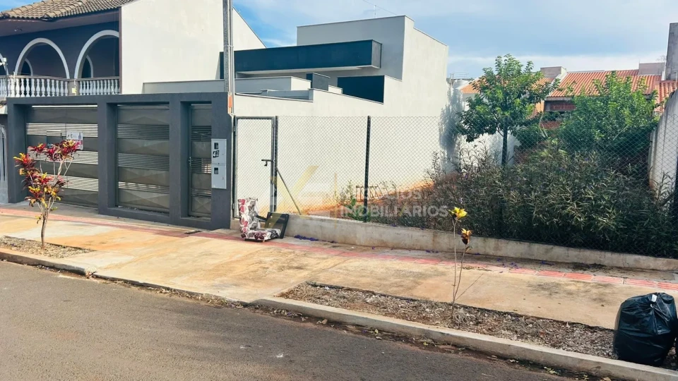 Imagens do imóveis Casa a Venda + terreno  Jd Morumbi Cambé
