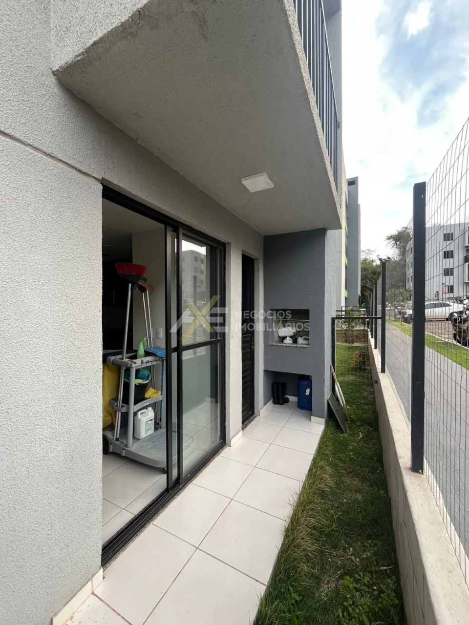 Imagens do imóveis Apartamento de 2 Quartos, Garden e Churrasqueira no Condomínio Vittace Reserva em Cambé