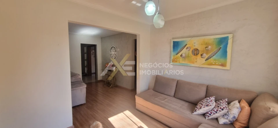 CASA À VENDA NO CAMBÉ II , COM 3 QUARTOS (SENDO 2 SUÍTE)