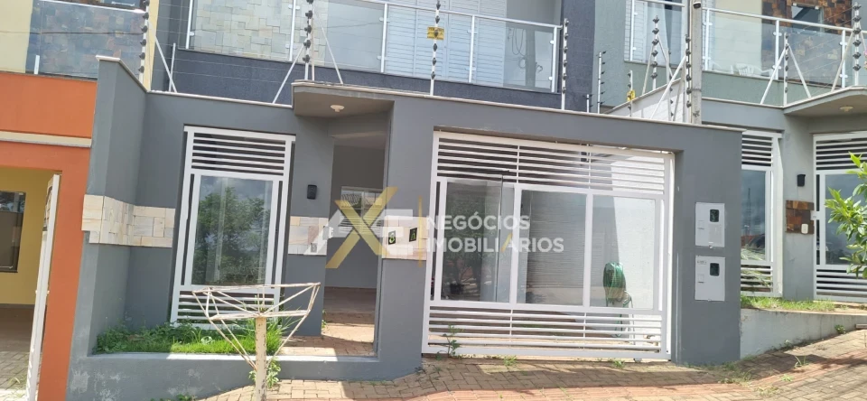 CASA SOBRADO COM 3 QUARTOS (SENDO 1 SUÍTE)