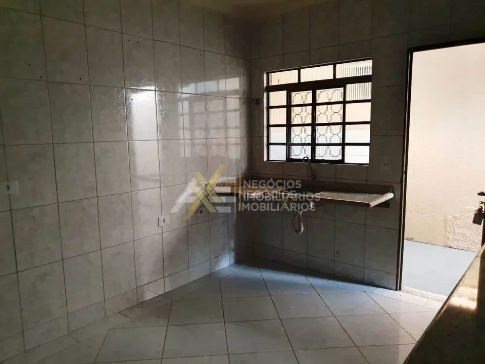 Imagens do imóveis CASA (KIT NET ) PARA LOCAÇÃO NO JARDIM VITORIA EM CAMBE, PR.