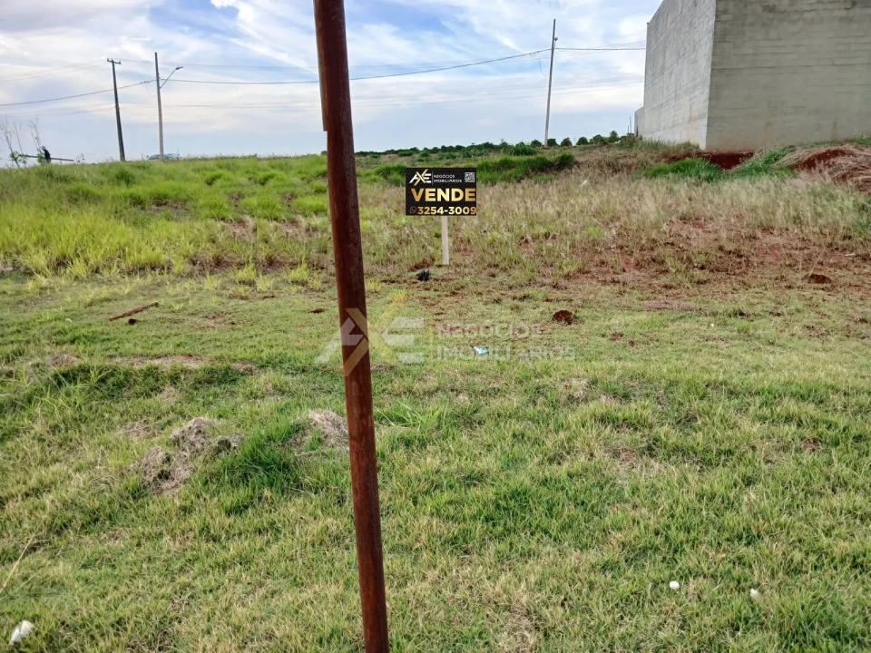 Terreno Residencial a Venda de direitos + assumir parcelas Jardim Araucaria na cidade de Cambé Pr,