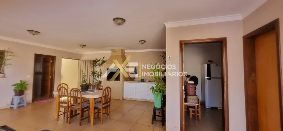 Imagens do imóveis CASA À VENDA NO PARQUE RESIDENCIAL OSVALDO SELLA
