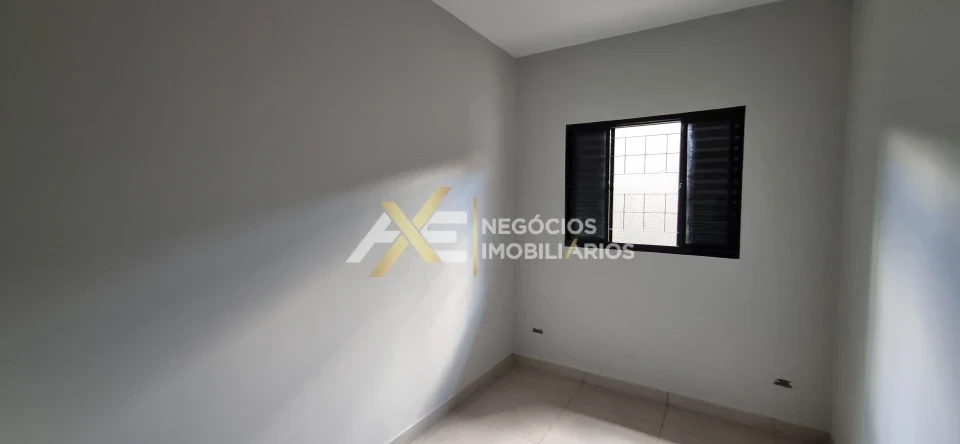 Imagens do imóveis CASA À VENDA DE 3 QUARTOS (SENDO 1 SUÍTE), JARDIM PARANA