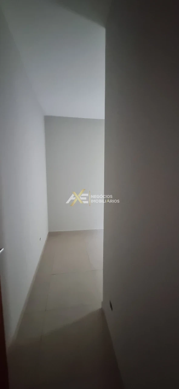 Imagens do imóveis CASA À VENDA DE 3 QUARTOS (SENDO 1 SUÍTE), JARDIM PARANA