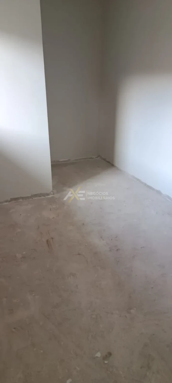CASA GEMINADA 2 QUARTOS ( SENDO 1 SUÍTE )