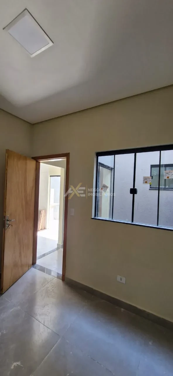 Imagens do imóveis Casa a Venda Jardim Vale Verde na cidade de Cambé, Pr, estuda a possibilidade de pegar veiculo como parte de pagamento