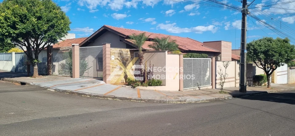 CASA À VENDA NO CAMBÉ II , COM 3 QUARTOS (SENDO 2 SUÍTE)