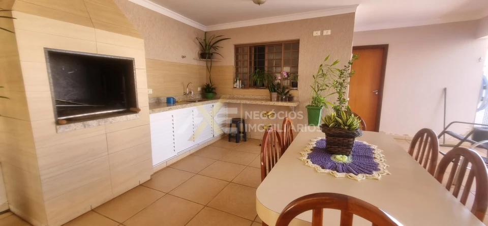 Imagens do imóveis CASA À VENDA NO PARQUE RESIDENCIAL OSVALDO SELLA