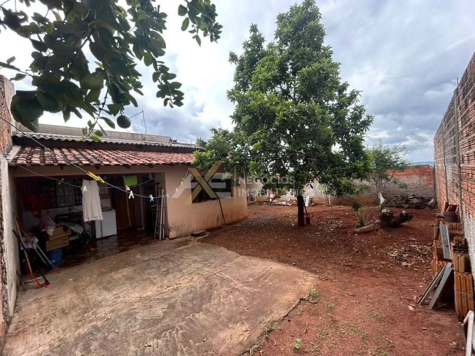 Casa de 3 quartos  A venda Jd Nova Cambé