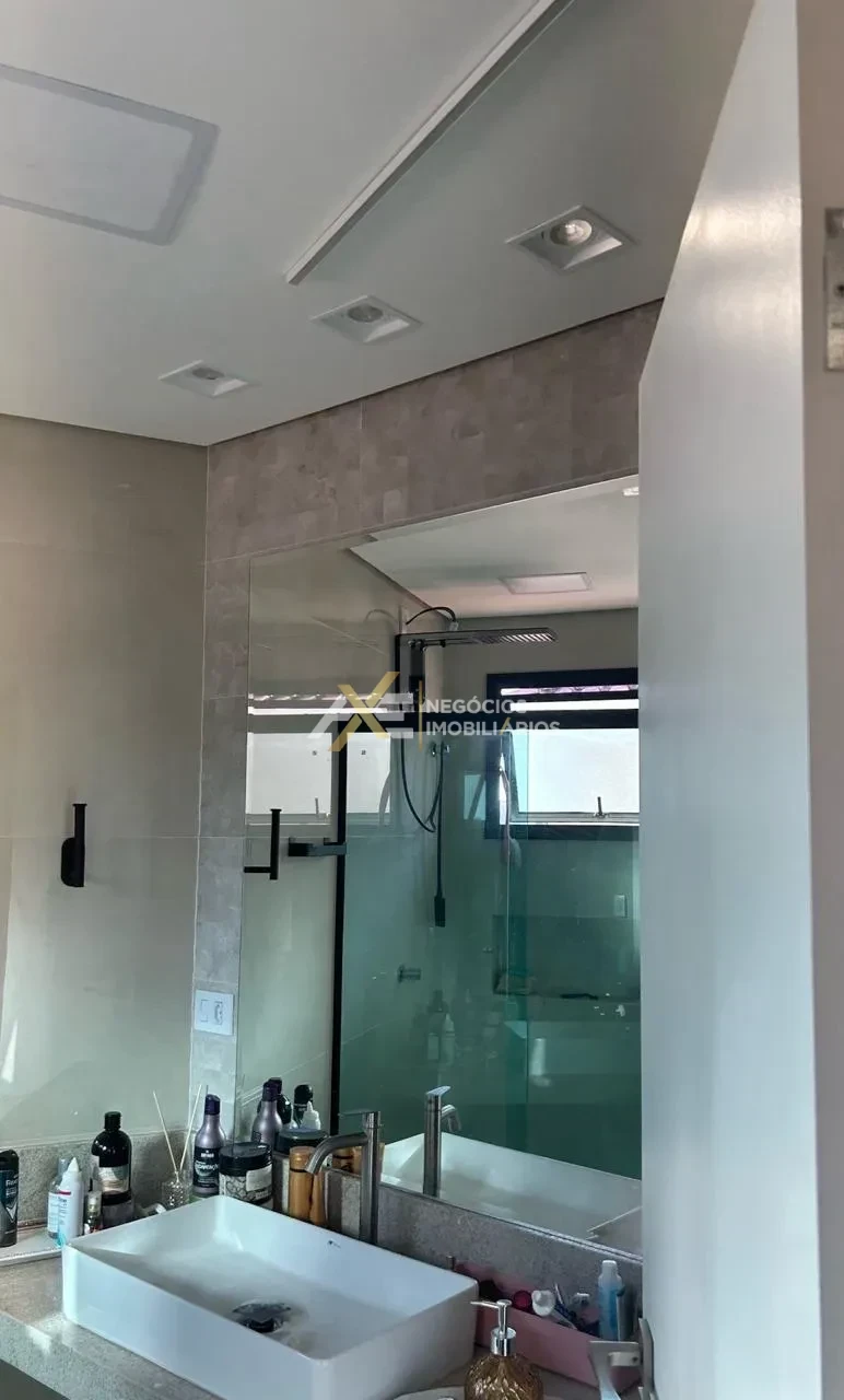 Imagens do imóveis LINDA CASA  ASSOBRADADA JARDIM MORUMBI, COM 3 QUARTOS (SENDO 1 SUÍTE), PISCINA, CHURRASQUEIRA