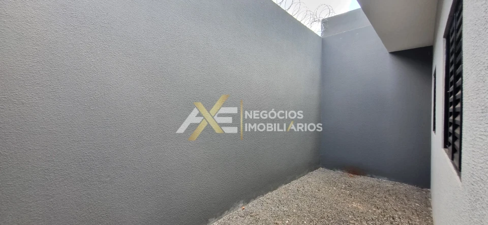 Imagens do imóveis CASA À VENDA DE 3 QUARTOS (SENDO 1 SUÍTE), JARDIM PARANA