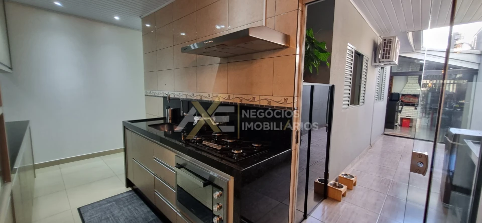 Imagens do imóveis CASA Á VENDA COM 2 DORMITORIOS NO CONDOMÍNIO SABARÁ I