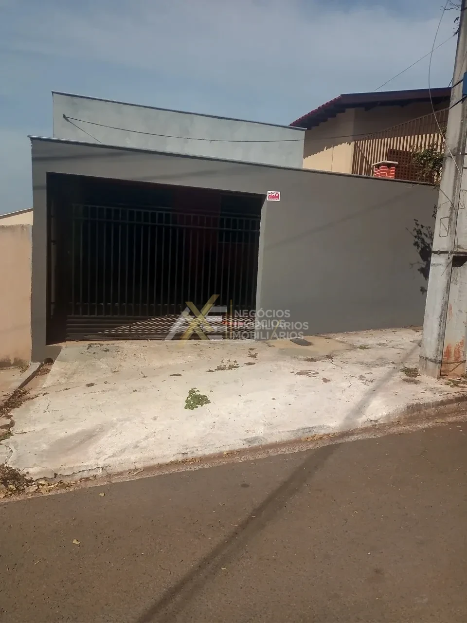 Imagens do imóveis Casa Para Alugar de 2 quartos c/ Cozinha Planejada no Residencial Abussafe Cambé
