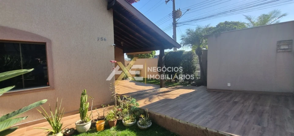 CASA À VENDA NO CAMBÉ II , COM 3 QUARTOS (SENDO 2 SUÍTE)