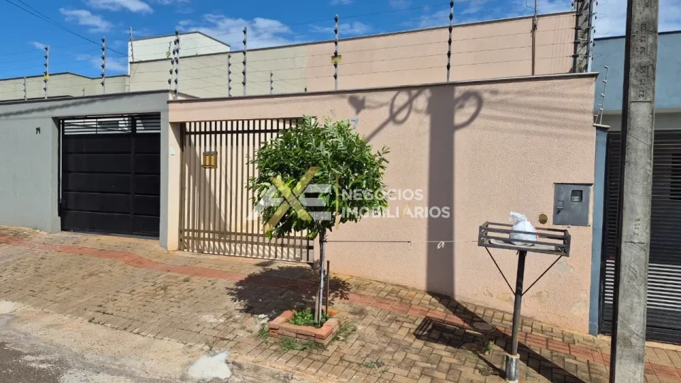 Imagens do imóveis Casa À Venda Jardim Terra Vermelha Cambé