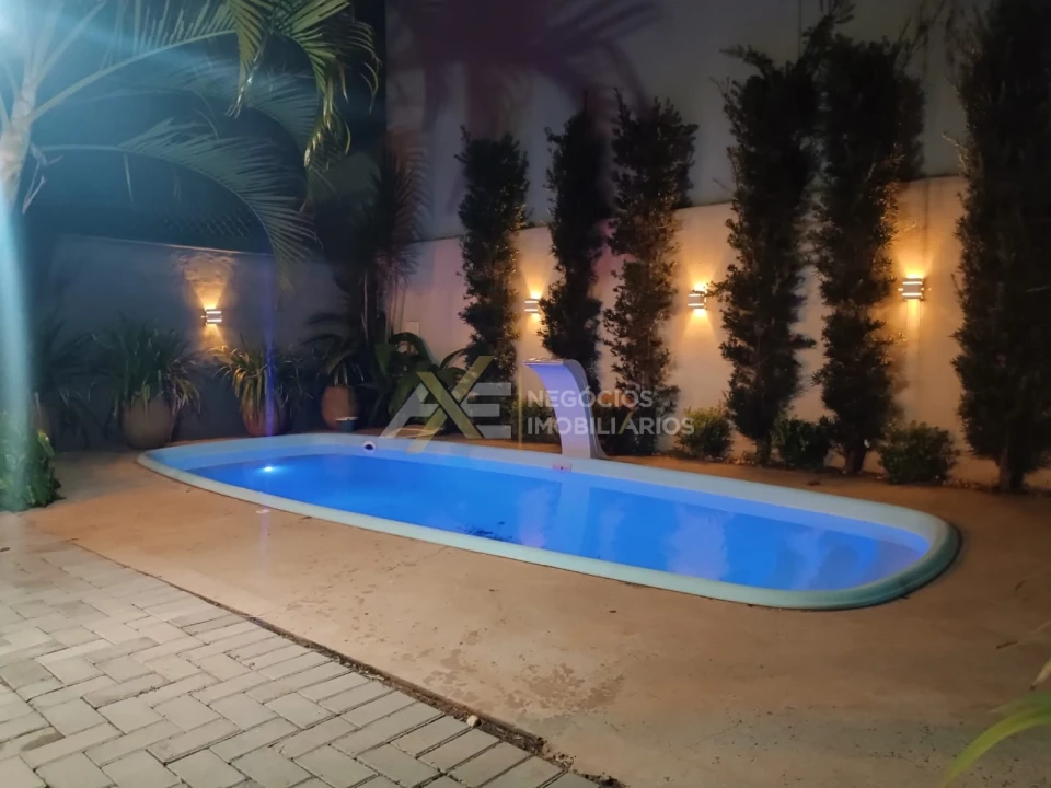 Imagens do imóveis SOBRADO 3 DORMITORIOS COM PISCINA EM CAMBÉ