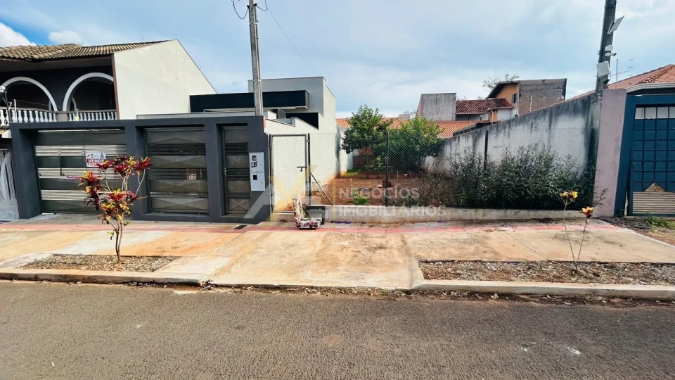 Imagens do imóveis Casa a Venda + terreno  Jd Morumbi Cambé