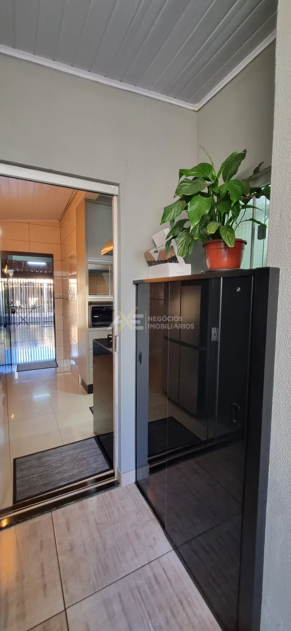 Imagens do imóveis CASA Á VENDA COM 2 DORMITORIOS NO CONDOMÍNIO SABARÁ I