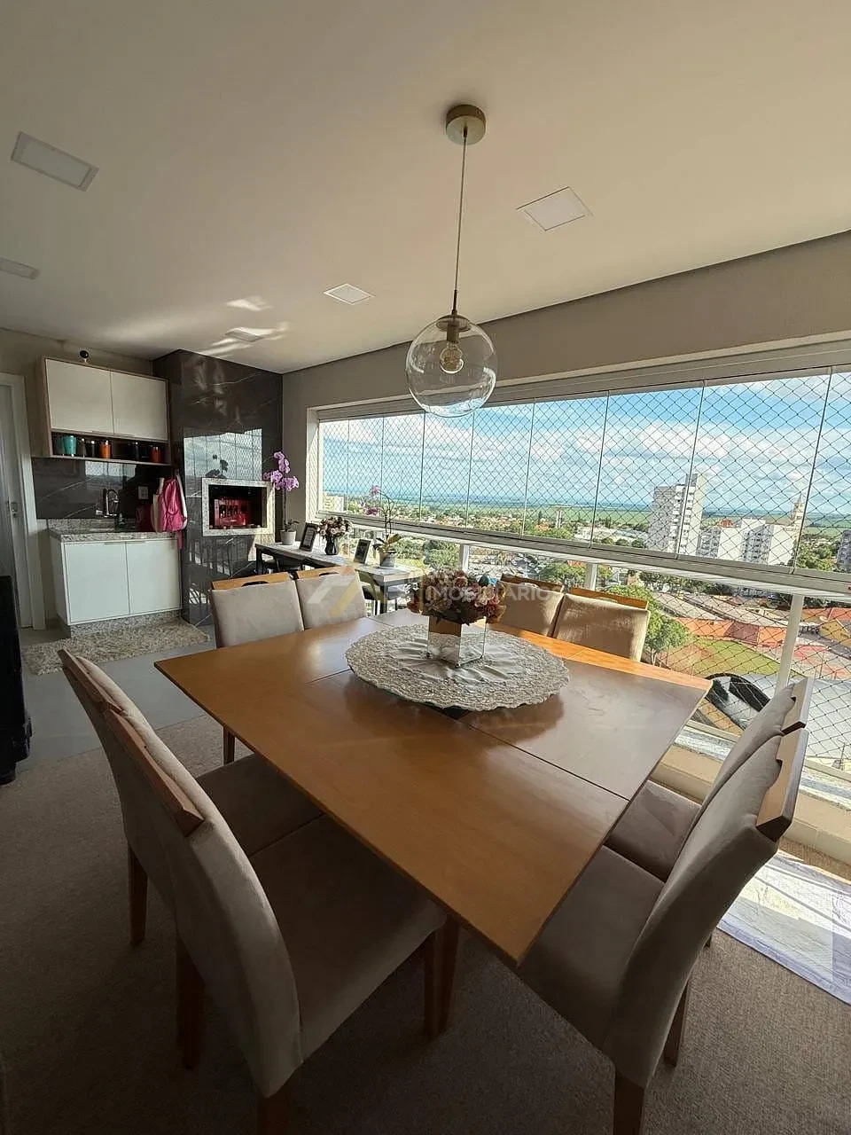 Apartamento Mont Blanc de 3 quartos c/suite e moveis planejados a Venda no Centro de Rolandia, Pr.