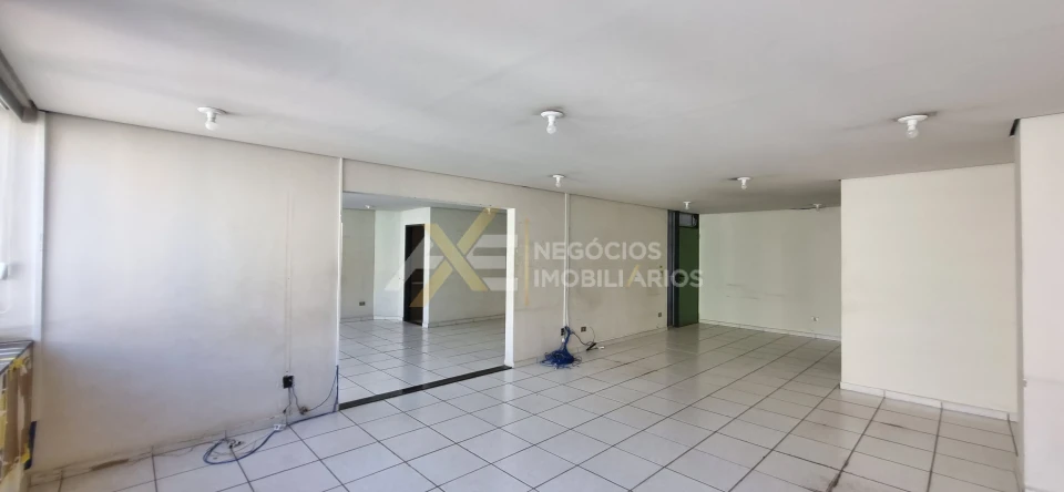 SALAS COMERCIAL À VENDA  NA RUA PERNAMBUCO EM LONDRINA -PR