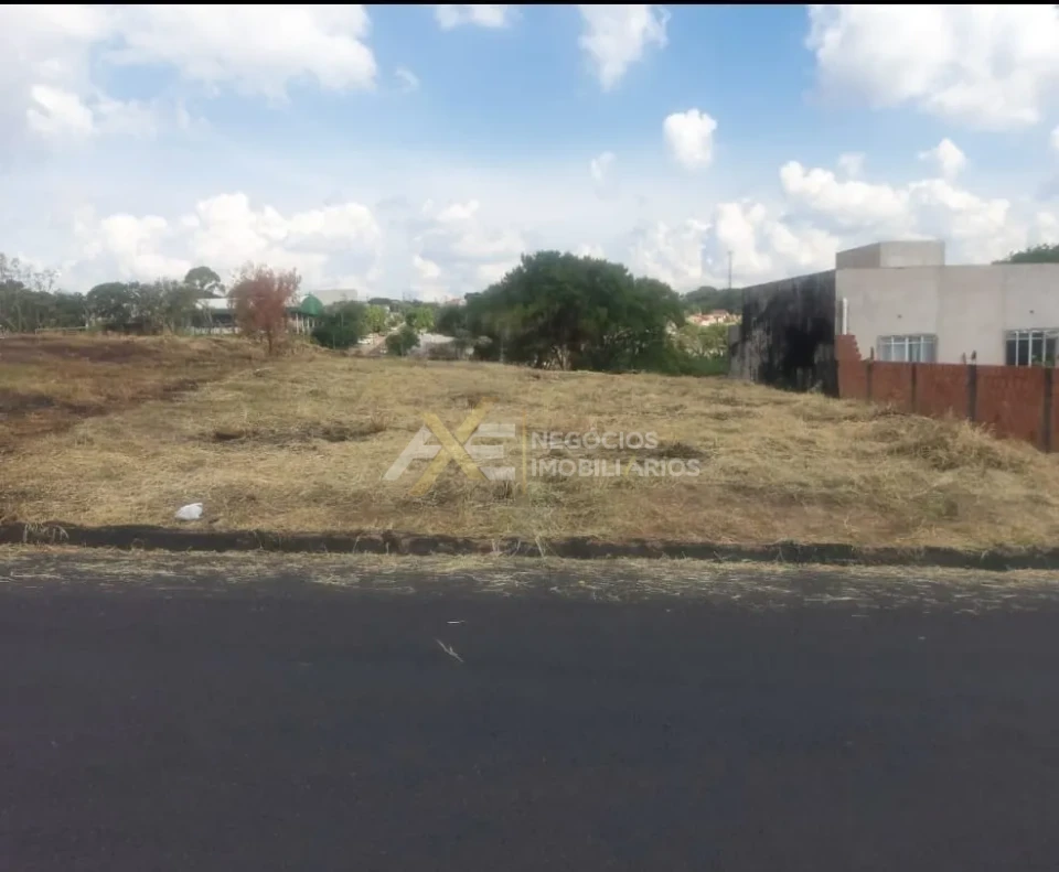 Imagens do imóveis Terreno a venda no bairro Terra Vermelha