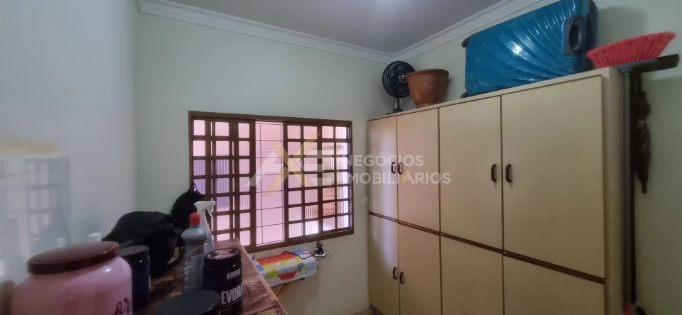 Imagens do imóveis CASA À VENDA NO PARQUE RESIDENCIAL OSVALDO SELLA