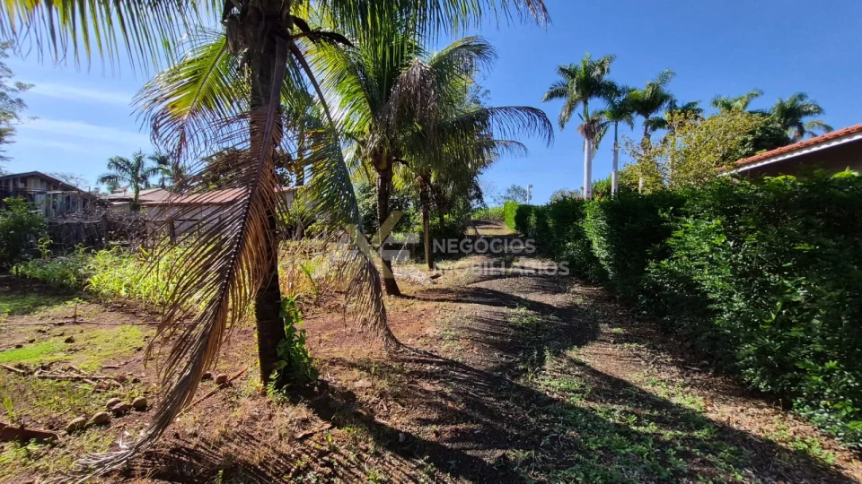 CHÁCARA "MOLHADA" NO RECANTO CASA GRANDE EM ALVORADA DO SUL